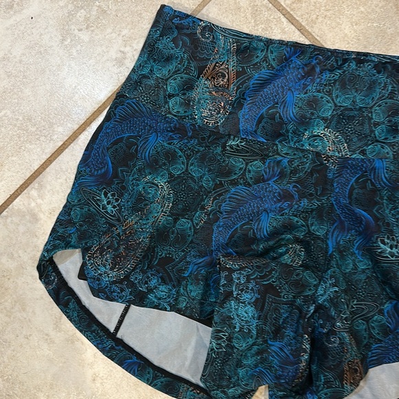 Constantly Varied Gear Don’t Be Koi Athletic Running Shorts XS - Picture 5 of 7